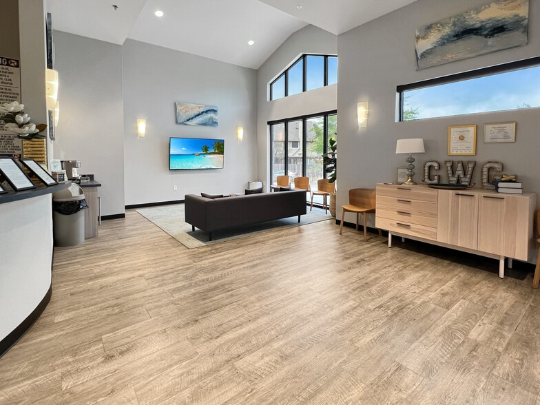 More Photos Of 3312 Teasley Ln, Denton Medical For Lease