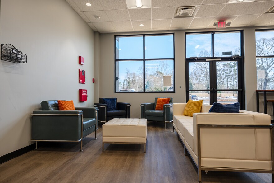 More Photos Of 5900 Scotland Rd, Greensboro Office For Lease