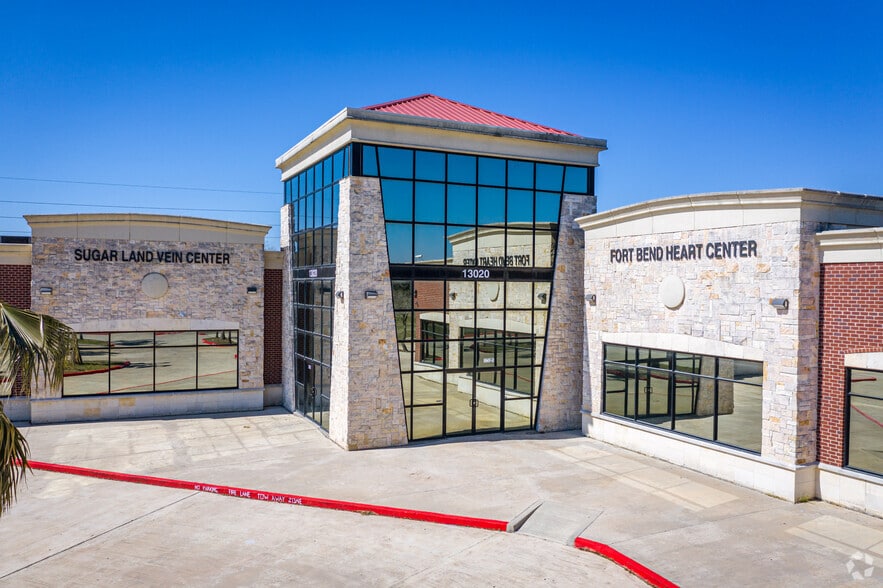 More Photos Of 13020 Dairy Ashford Rd, Sugar Land Medical For Lease