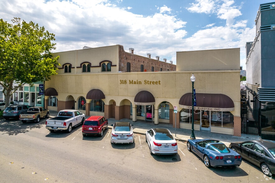 Primary Photo Of 318 Main St, Vacaville General Retail For Lease