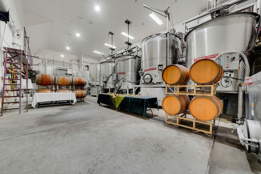 More Photos Of 5200 Di Arie Road, Mount Aukum Winery Vineyard For Sale