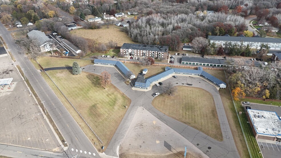 More Photos Of 720 Highway 10, Saint Cloud Hospitality For Sale