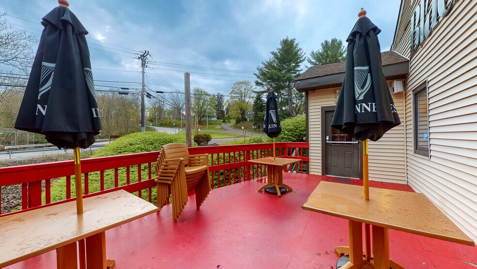 More Photos Of 6 Way Rd, Middlefield Office For Lease