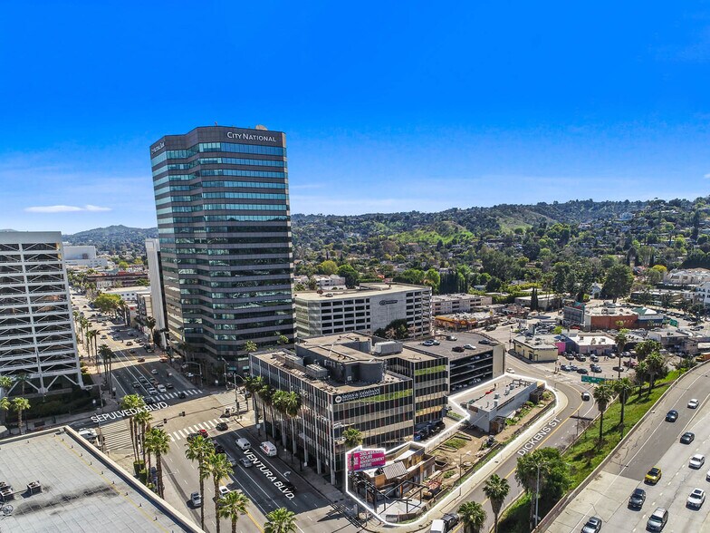 Primary Photo Of 15322 Ventura Blvd, Sherman Oaks Land For Sale