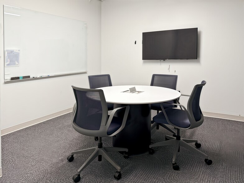 More Photos Of 800 Maine Ave SW, Washington Coworking Space