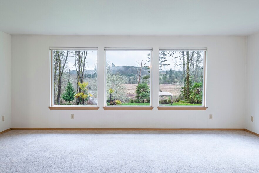 More Photos Of 20215 WA-507, Centralia Flex For Sale