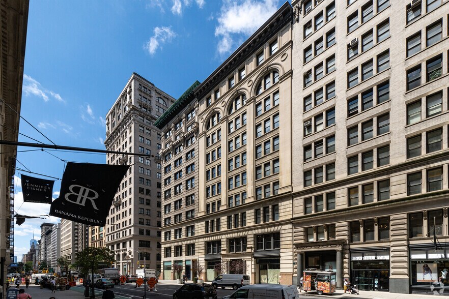 More Photos Of 122 Fifth Ave, New York Office For Lease