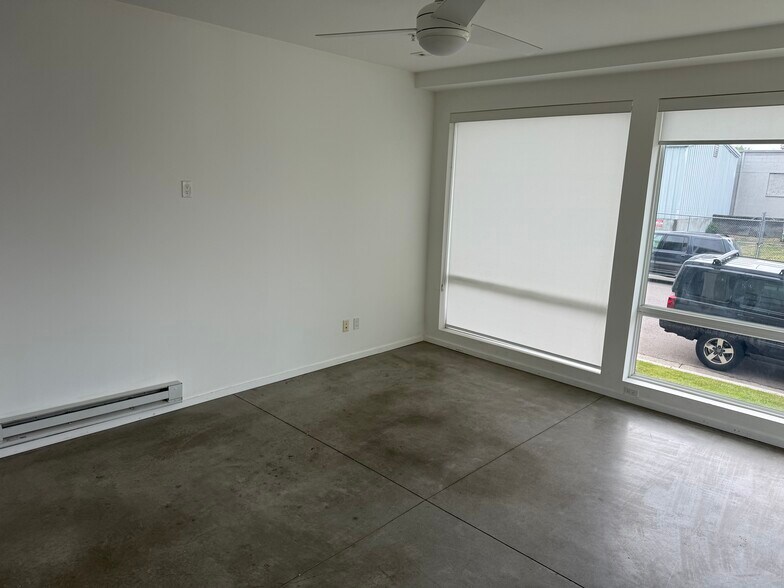 More Photos Of 2190 S Delaware St, Denver Office For Lease