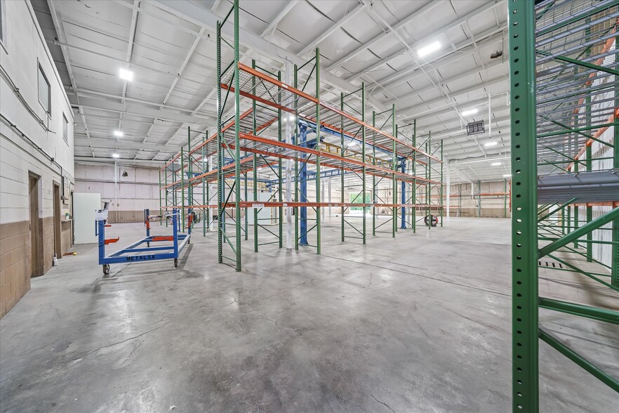 More Photos Of 119 N Main St, Byrdstown Manufacturing For Sale