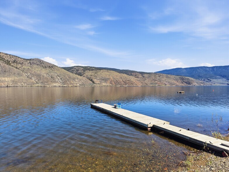 More Photos Of 7001 Savona Access Rd, Thompson-Nicola Hotel For Sale
