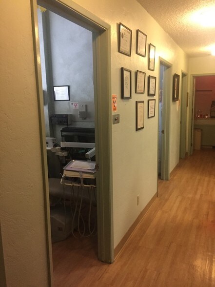 More Photos Of 4174 Ashby Ct, Shasta Lake Medical For Lease