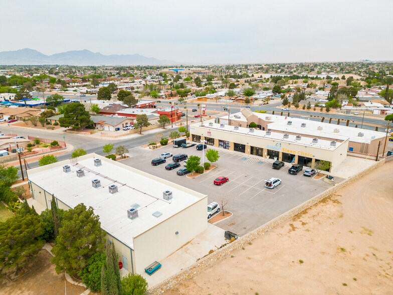 More Photos Of 2000 Lomaland Dr, El Paso Storefront Retail Office For Lease