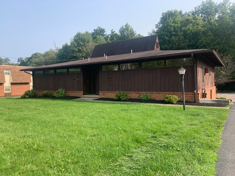 More Photos Of 147-167 Shields Rd, Youngstown Apartments For Sale