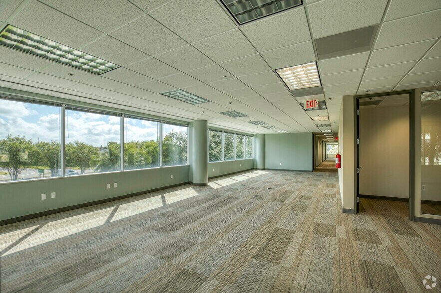 More Photos Of 600 N Westshore Blvd, Tampa Office For Lease