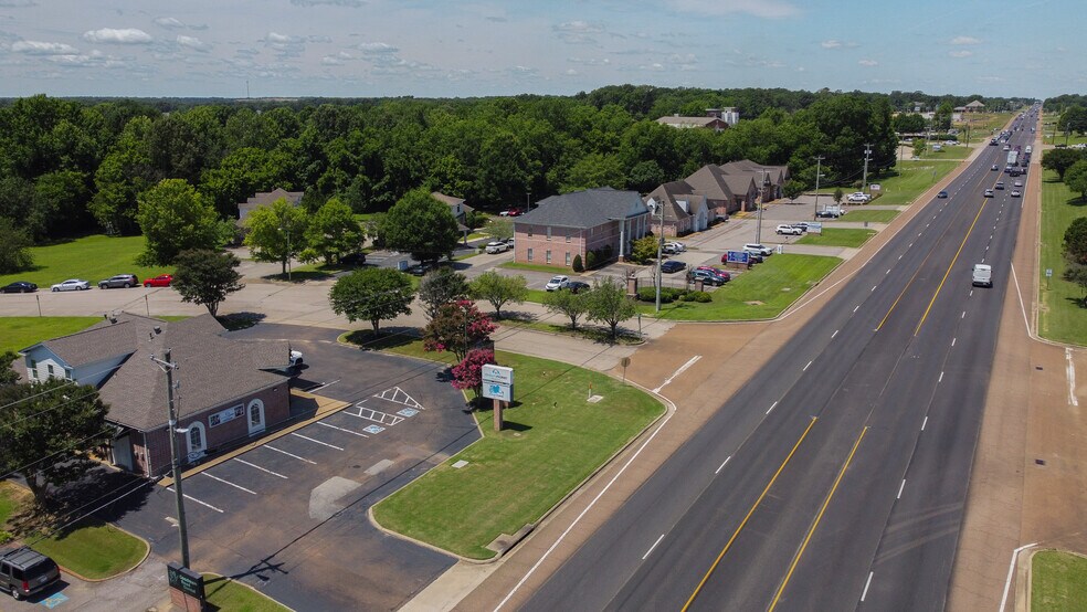 More Photos Of 7253 Goodman Rd, Olive Branch Office For Lease