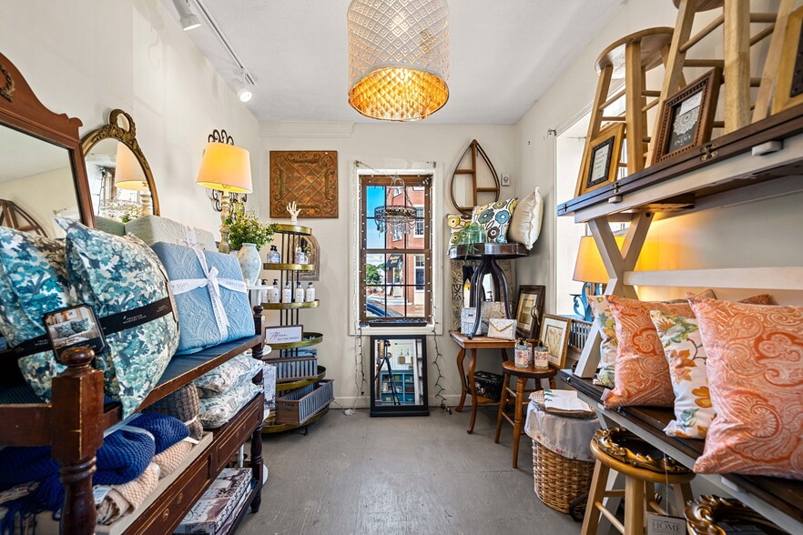 More Photos Of 30-32 Water Street #2, Newburyport General Retail For Sale
