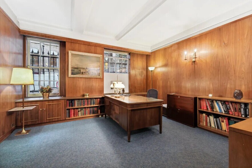 More Photos Of 45 E 62nd St, New York Apartments For Sale