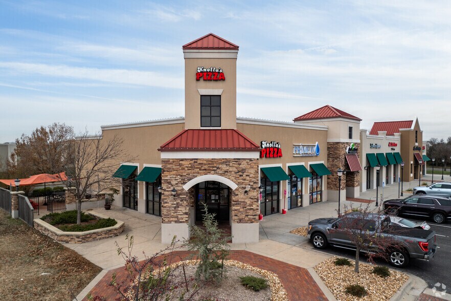 Primary Photo Of 4041 N Maize Rd, Maize General Retail For Lease