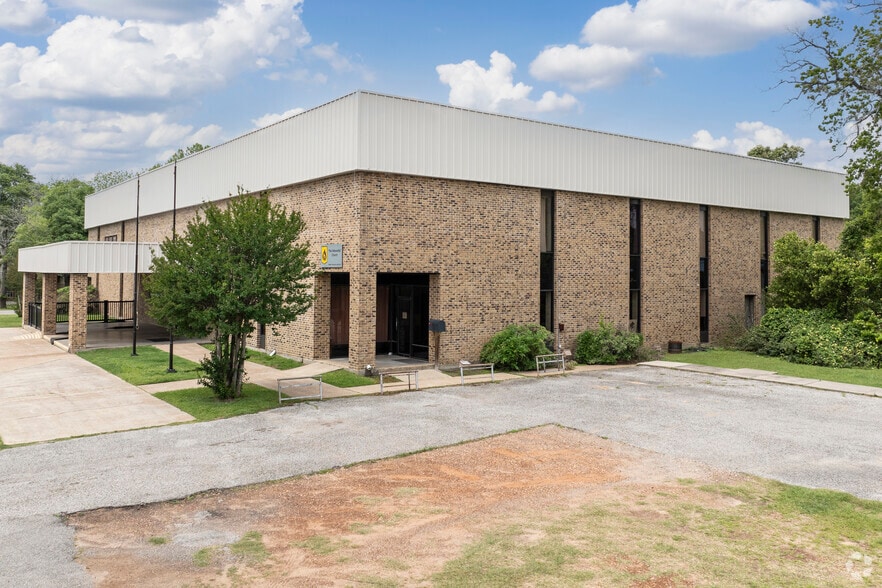 Primary Photo Of 510 River St, Cleveland Schools For Sale