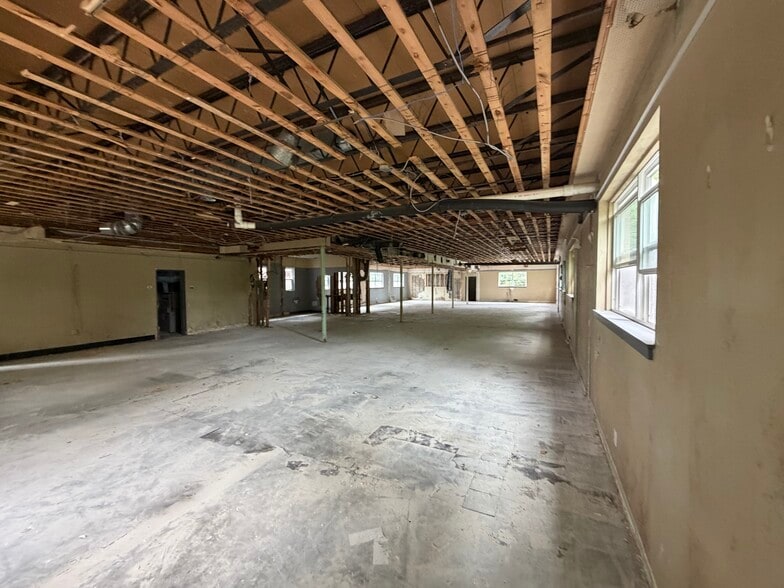 More Photos Of 482 Delaware Ave, Buffalo Office For Sale