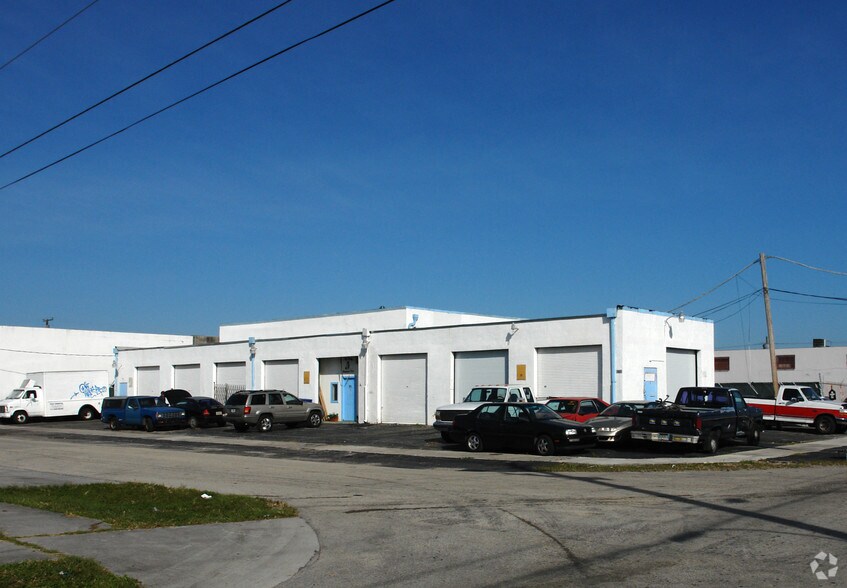 Primary Photo Of 201 NW 1st Ave, Hallandale Beach Warehouse For Lease