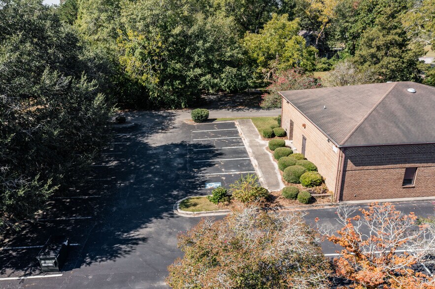 More Photos Of 119 W Lowman St, Mullins Medical For Sale