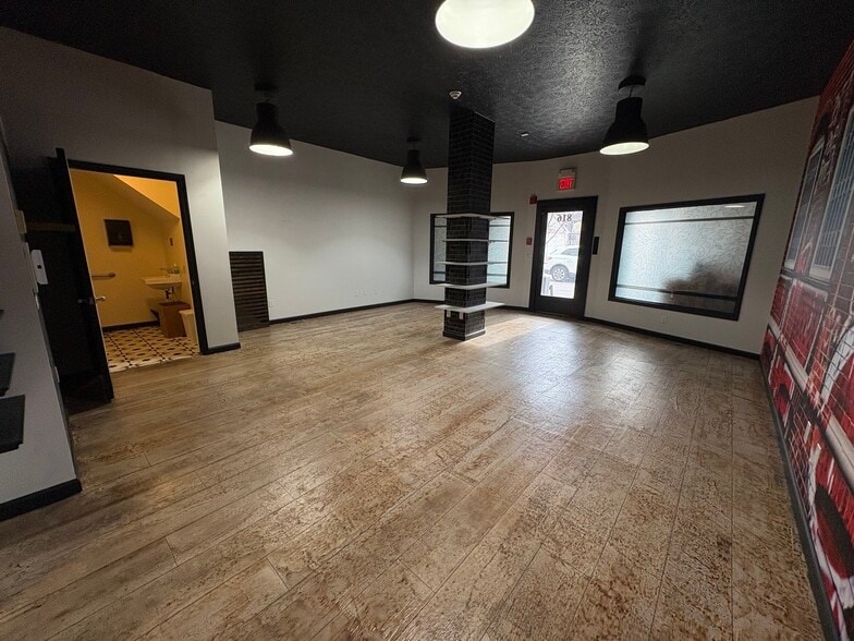 More Photos Of 816 Main St, Lafayette Storefront Retail Residential For Lease