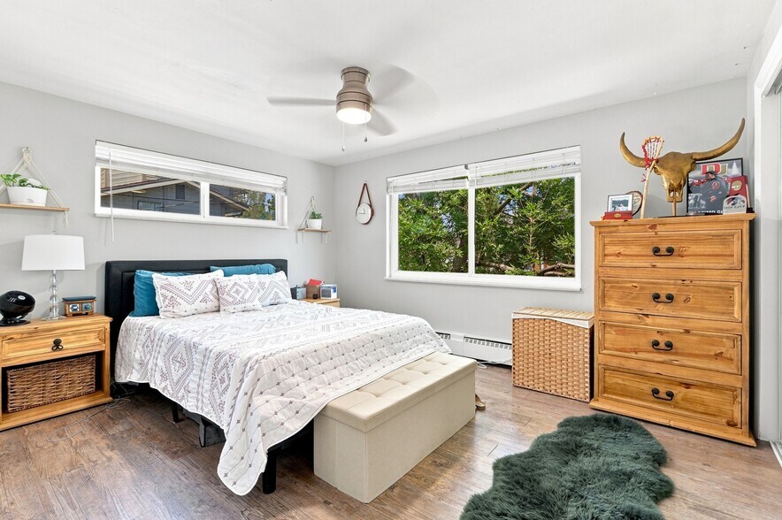 More Photos Of 705 Moore St, Denver Apartments For Sale