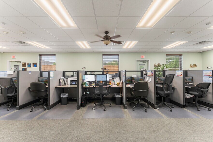 More Photos Of 1125 Cypress Station Dr, Houston Medical For Sale