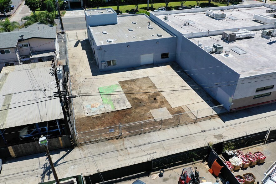 More Photos Of 4430 Vandever Ave, San Diego Warehouse For Lease