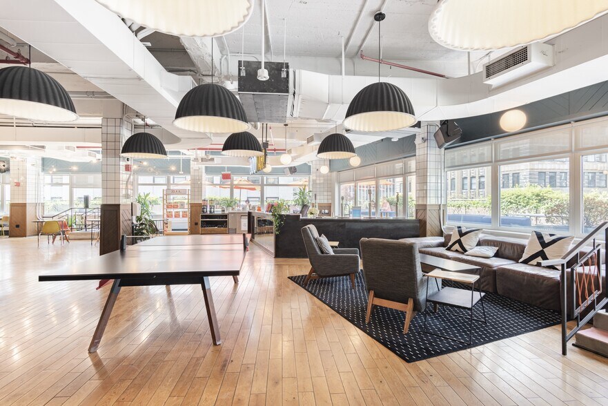 More Photos Of 1460 Broadway, New York Coworking Space