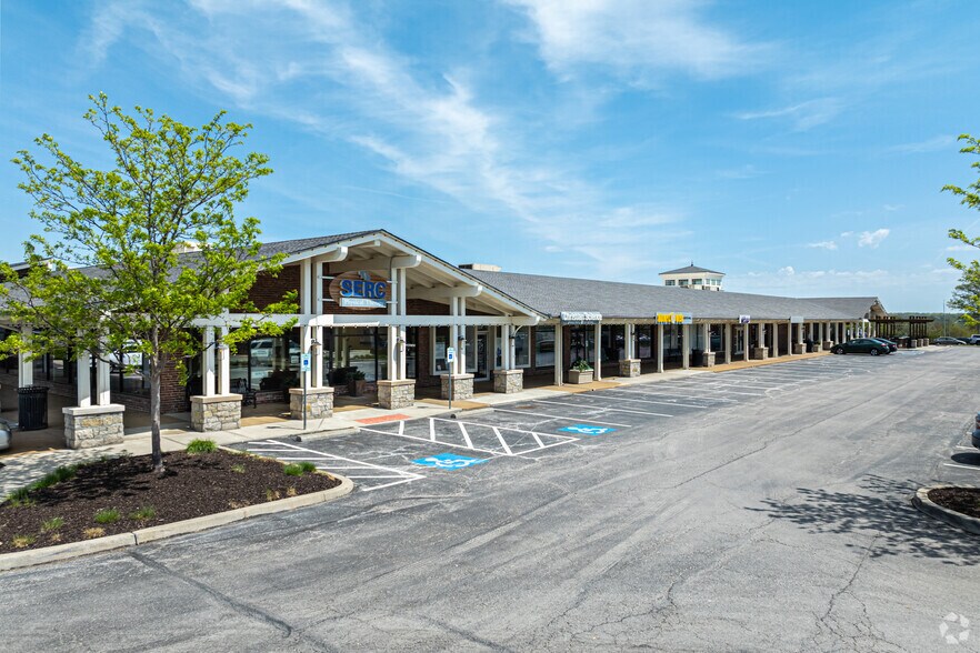 More Photos Of 401 E Red Bridge Rd, Kansas City Unknown For Lease