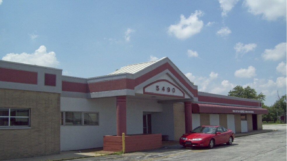 Primary Photo Of 5490 Broadway Ave, Merrillville Medical For Lease