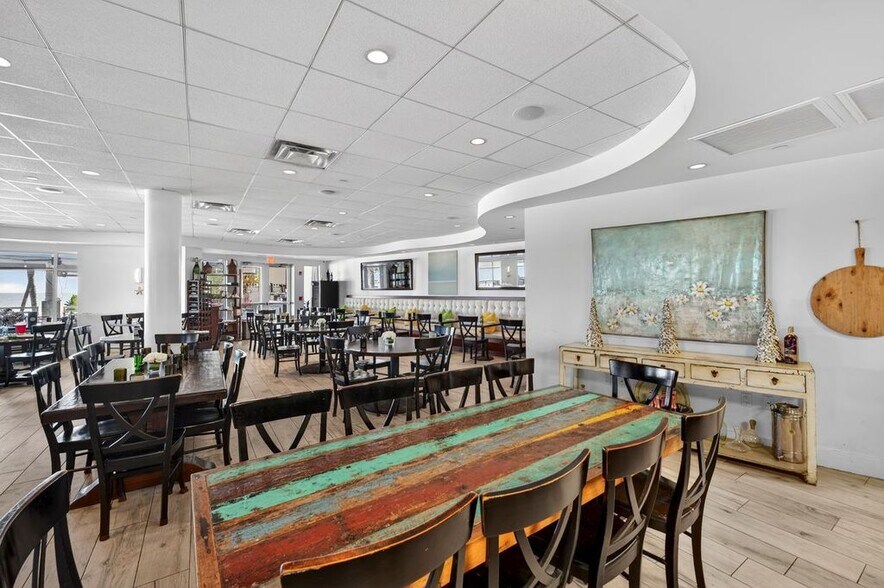 More Photos Of 1050 Easter Lily Ln, Vero Beach Specialty For Sale