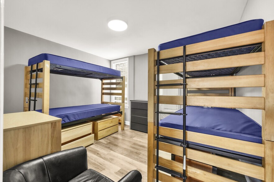 More Photos Of 323 Maryland Ave NE, Washington Apartments For Sale