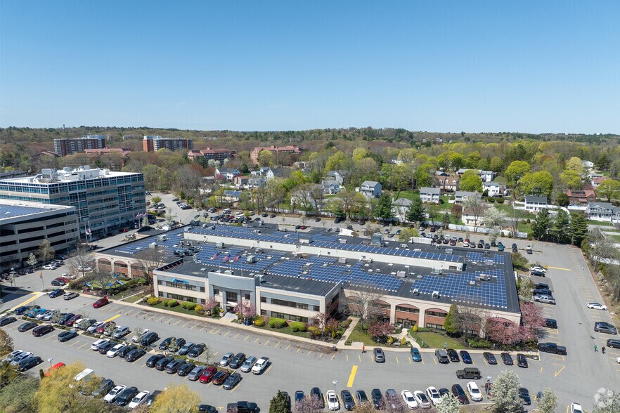 More Photos Of 100 Tradecenter Dr, Woburn Medical For Lease