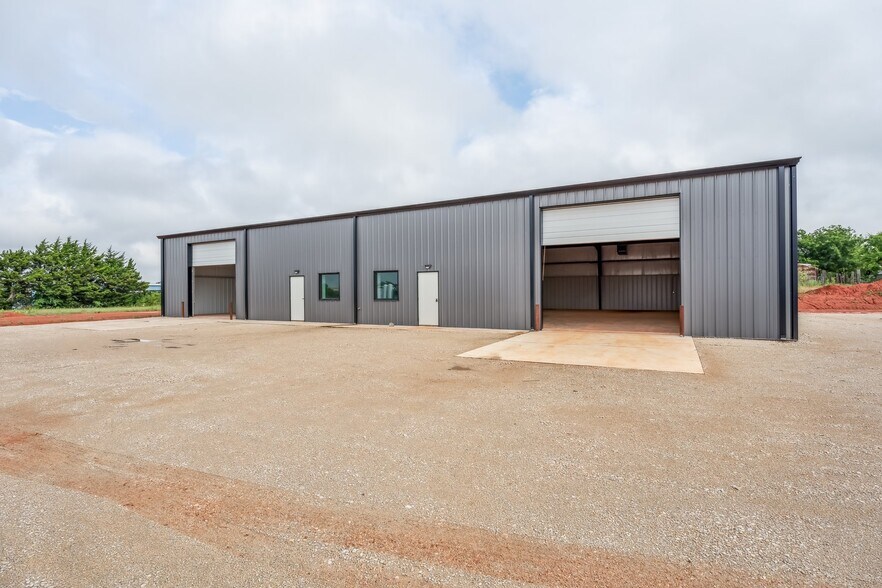 More Photos Of 5286 NE Highway 33, Guthrie Warehouse For Sale