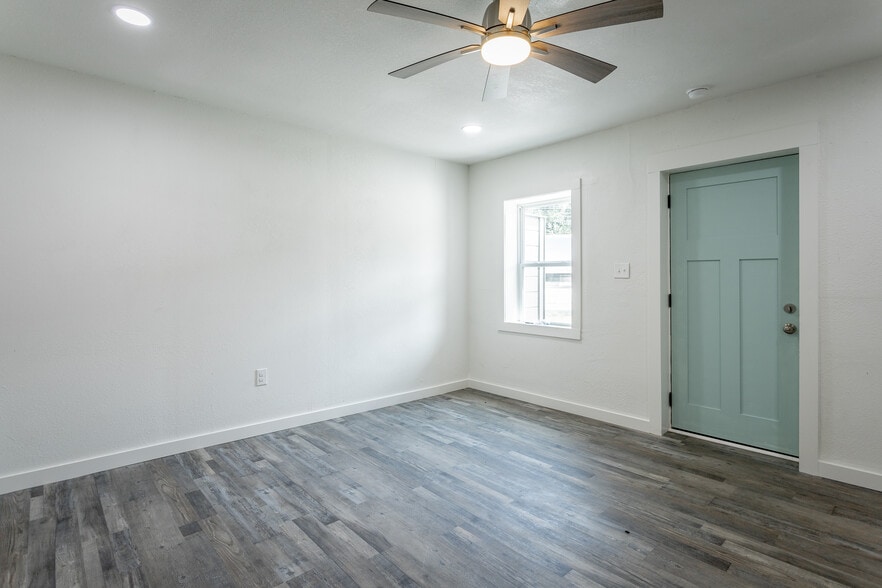 More Photos Of 5640 Highway 41, Jasper Apartments For Sale