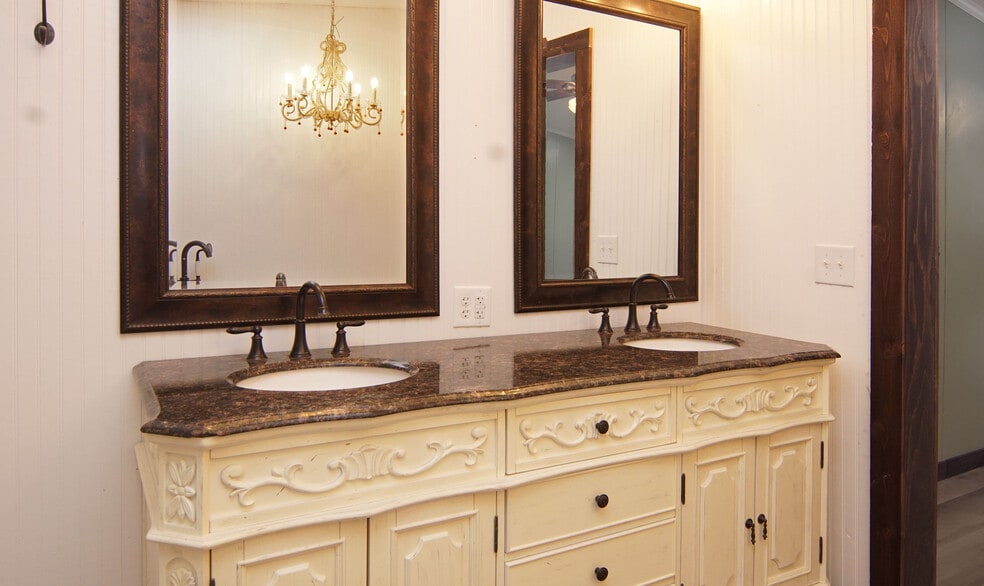 More Photos Of 4262 Burleson Retta Rd, Burleson Flex For Sale
