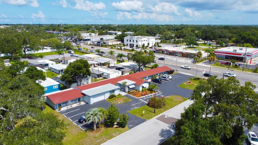 More Photos Of 2431 Gulf To Bay Blvd, Clearwater Hotel For Sale