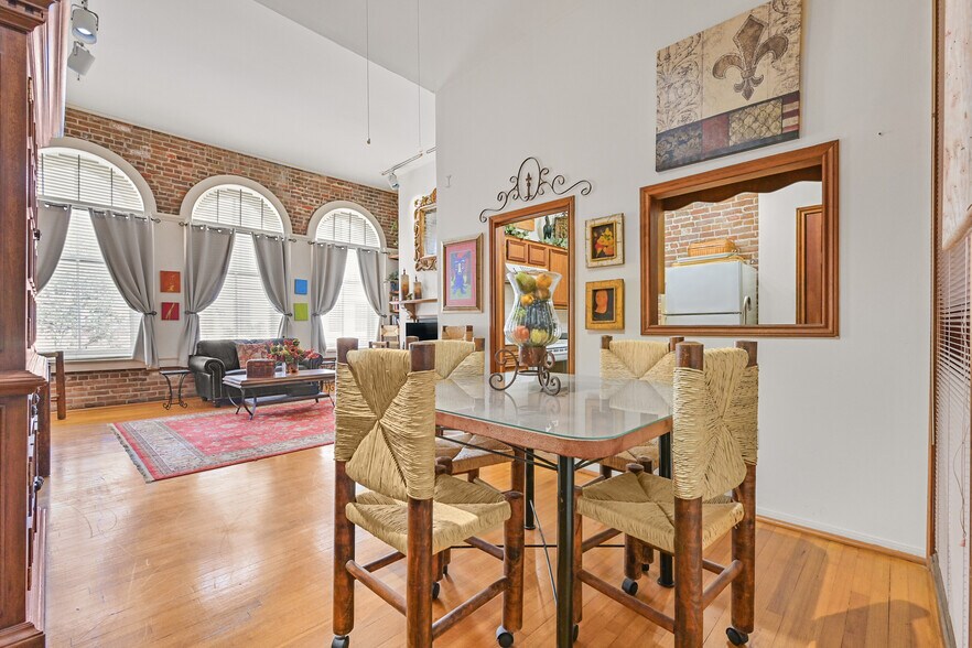 More Photos Of 217 23rd St, Galveston Apartments For Sale