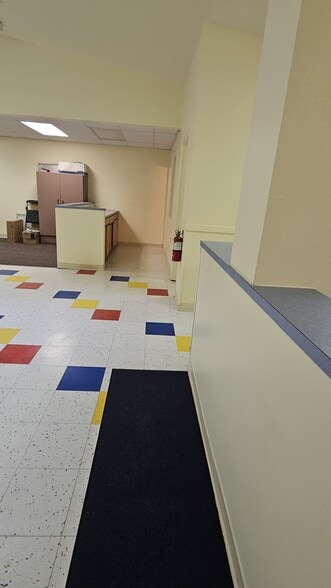 More Photos Of 31 Colwell St, Port Hadlock Medical For Lease
