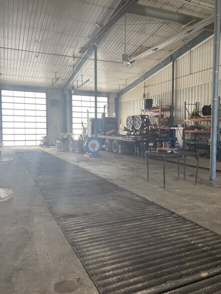 More Photos Of 253 Burnt Park Dr, Red Deer County Service For Lease