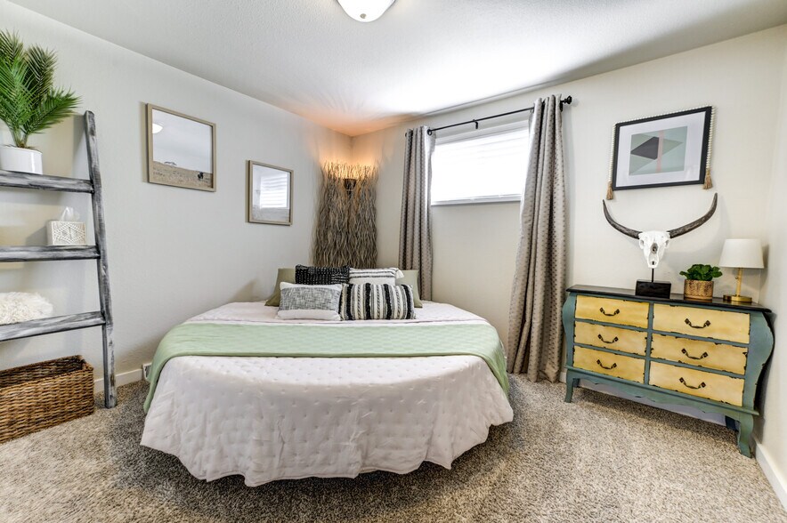 More Photos Of 6160 W 17th Ave, Lakewood Apartments For Sale