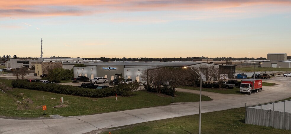 More Photos Of 3655 W Park Ave, Gray Industrial For Sale