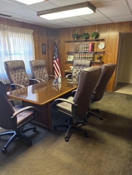 More Photos Of 105 Pearl St, Ypsilanti Office For Lease