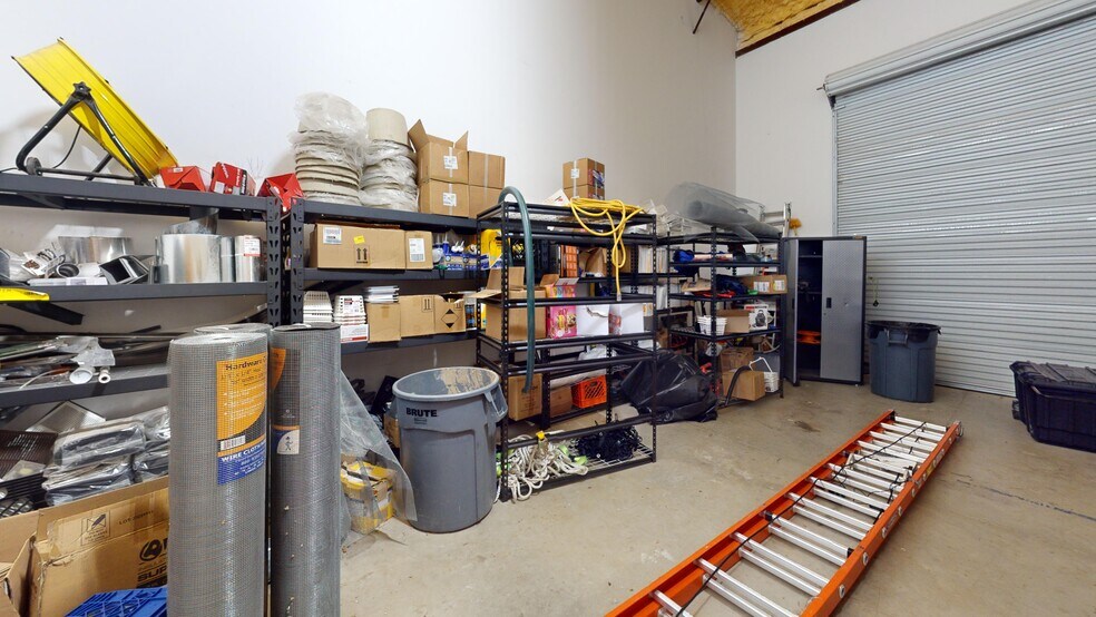 More Photos Of 12112 Anderson Mill Rd, Cedar Park Warehouse For Sale