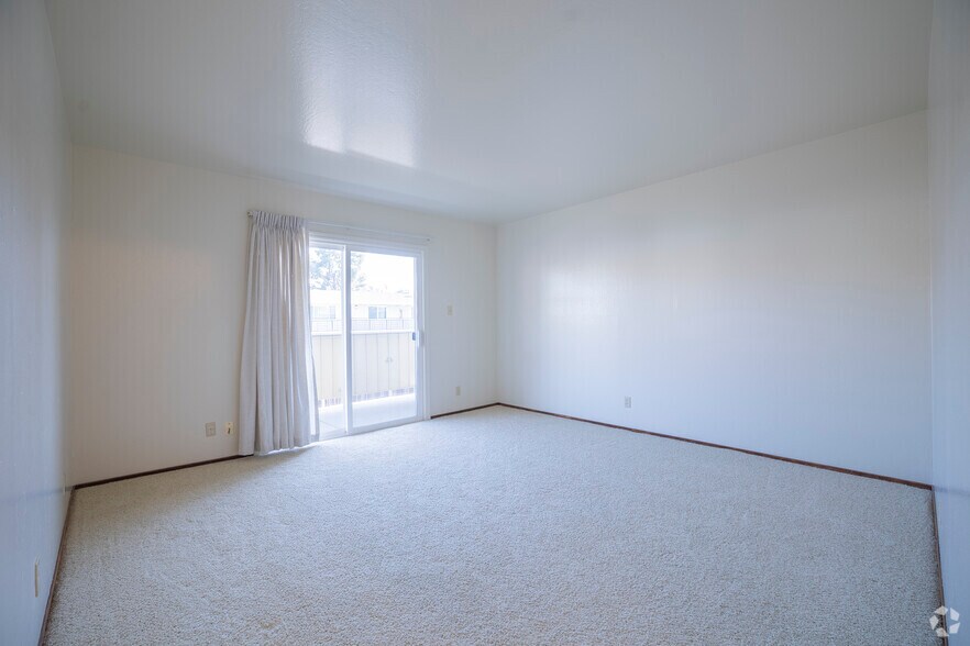 More Photos Of 2615 Marina Blvd, San Leandro Apartments For Sale