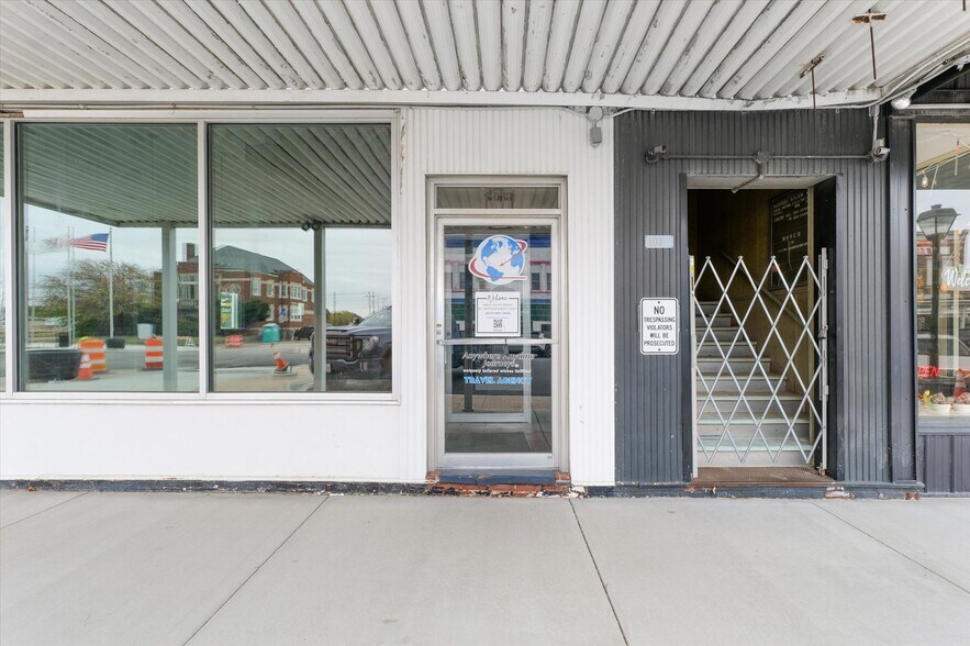 More Photos Of 101 E Sangamon Ave, Rantoul Storefront Retail Office For Sale