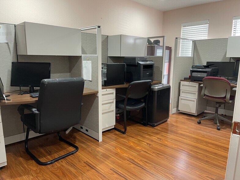 More Photos Of 415 Montgomery Rd, Altamonte Springs Office Residential For Lease